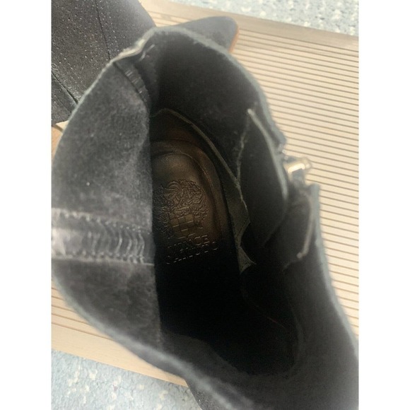 Vince Camuto Size 8.5 Black Perforated Suede Booties Block Heel - Picture 2 of 6